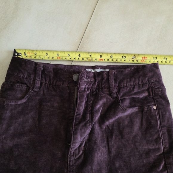 *SOLD****FREE PEOPLE Corduroy Pants We The Free Deep Purple Size 27. - Picture 7 of 12